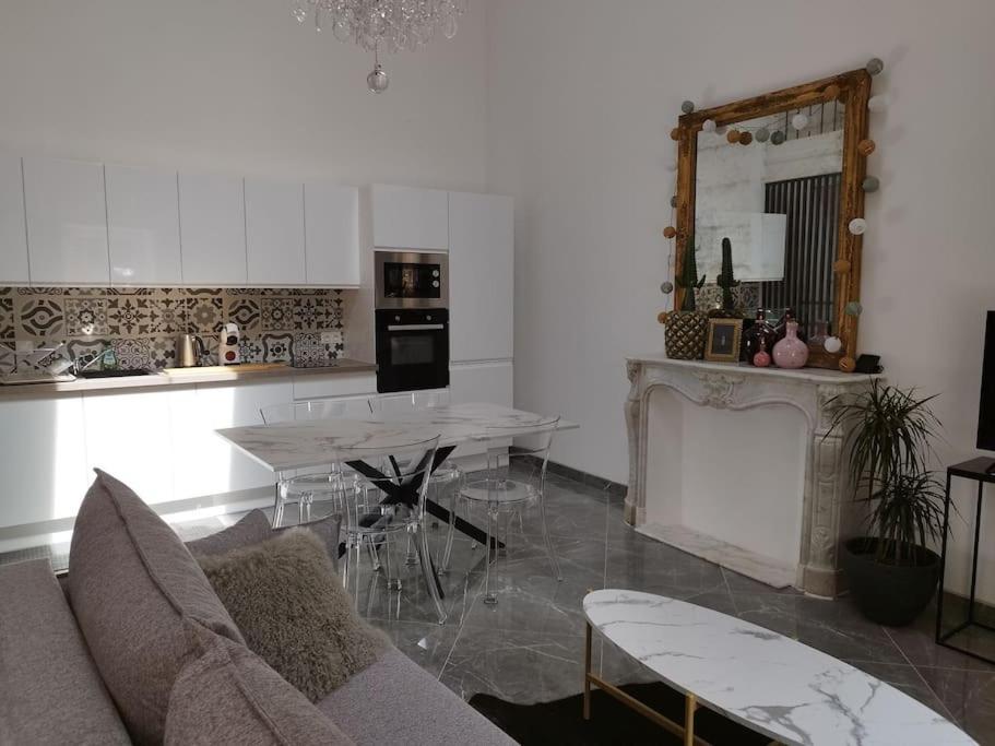 Appartement Proche Aeroport & Indret بوغينايس المظهر الخارجي الصورة